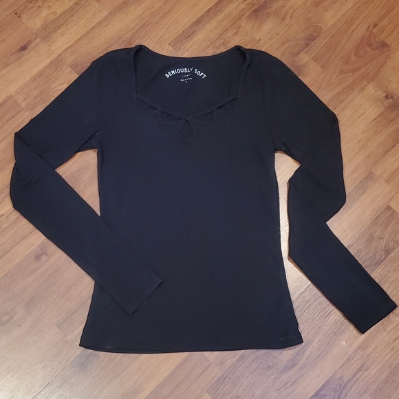 Tops - 🕷Long Sleeve Top🕷